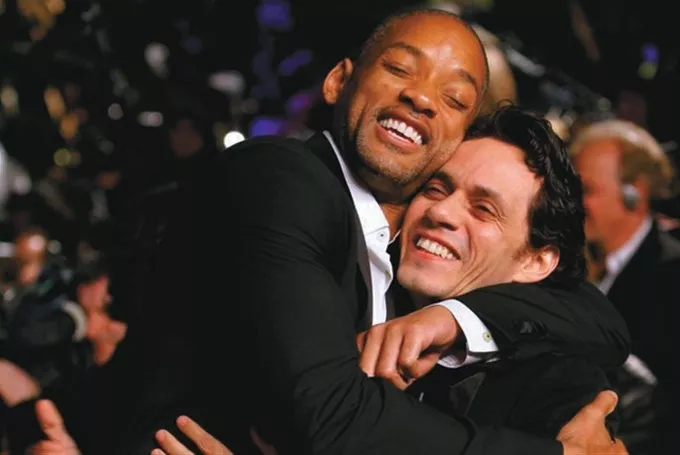 Will Smith aprende lecciones de salsa con Marc Anthony tras alcanzar su publicación 100