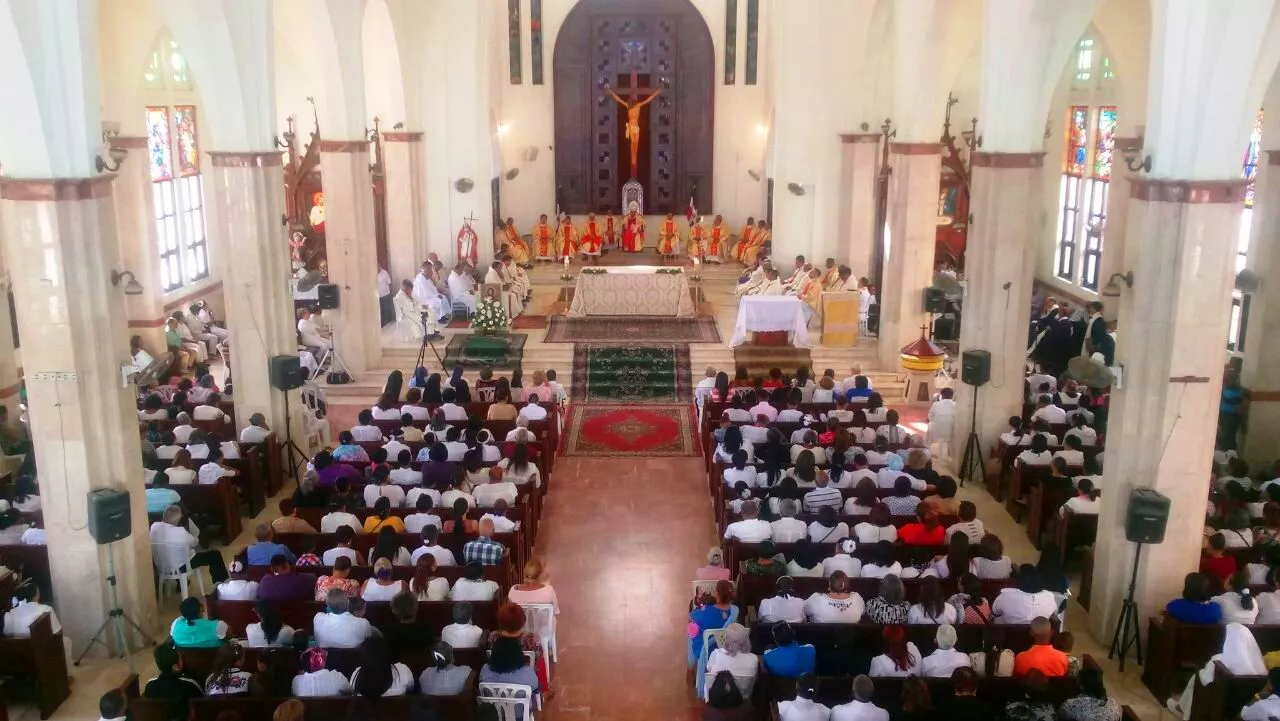 Católicos de Puerto Plata participa con devoción en actividades litúrgicas de Semana Santa