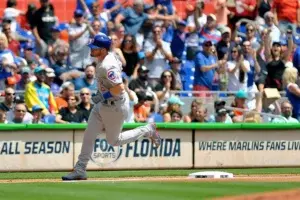 Ian Happ y Anthony Rizzo imponen su bate y Cachorros ganan en Día Inaugural