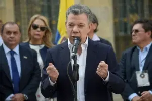 Presidente colombiano invita a vencer la abstención en las elecciones más pacíficas