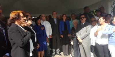 Realizan actos conmemorativos del 81 aniversario de nacimiento del líder José Francisco Peña Gómez