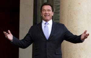 Arnold Schwarzenegger se recupera tras operación de corazón de urgencia