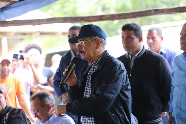 Presidente Danilo Medina promete apoyo a productores de especias de Pedro Brand