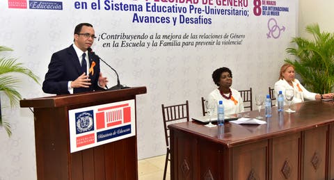 Navarro afirma equidad e igualdad de género deben inculcarse en las escuelas