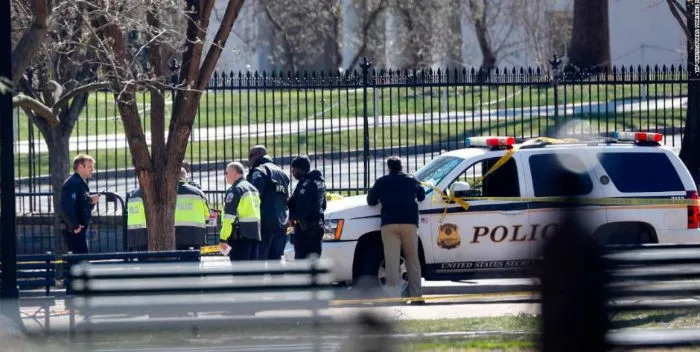 Fallece el hombre que se disparó frente a la Casa Blanca