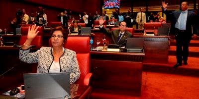 Senado conforma Comisión Especial estudiará proyectos ley de Partidos y Electoral