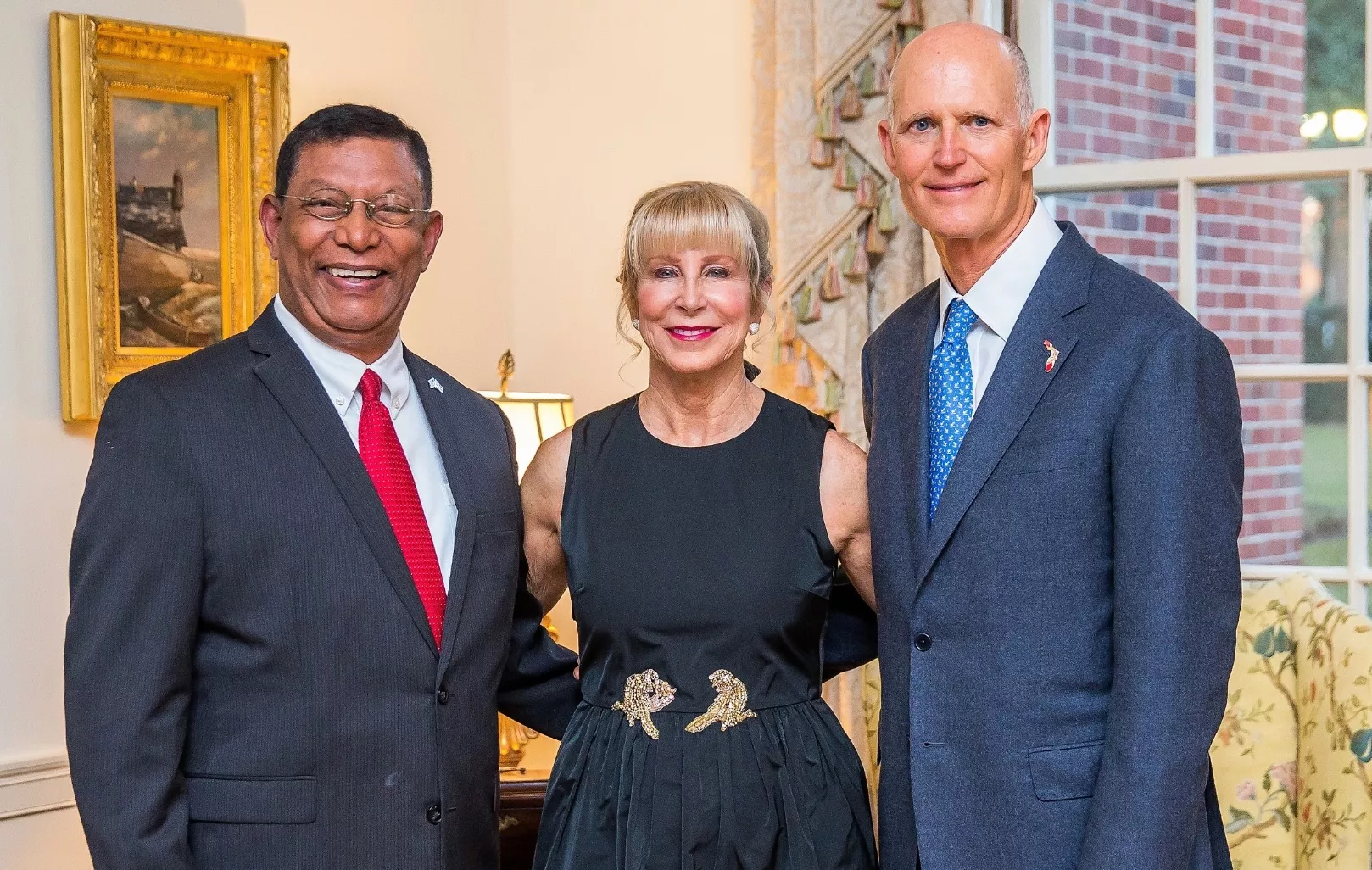 Empresario Pedro J. Díaz Ballester recibe varios reconocimientos Miami