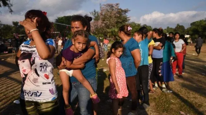 Donald Trump anuncia que enviará al ejército de Estados Unidos a vigilar la frontera con México hasta que se levante un muro