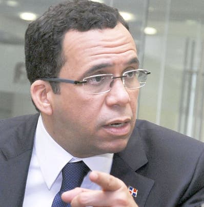 Ministro de Educación pide a la ADP “dejar la mala práctica de usar estudiantes como carne de cañón para lograr sus intereses”