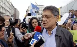 Escritor nicaragüense Sergio Ramírez exige que cese la represión en su país