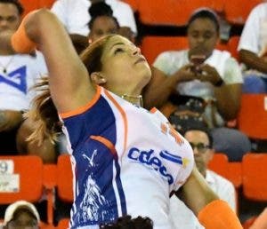 Caribeñas y Cristo Rey triunfan voli femenino