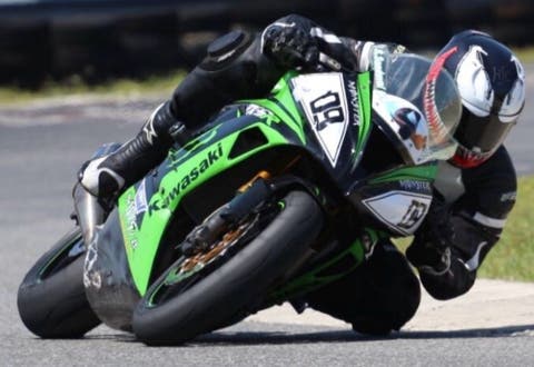 Jaico es nueva sensación en campeonato de motos