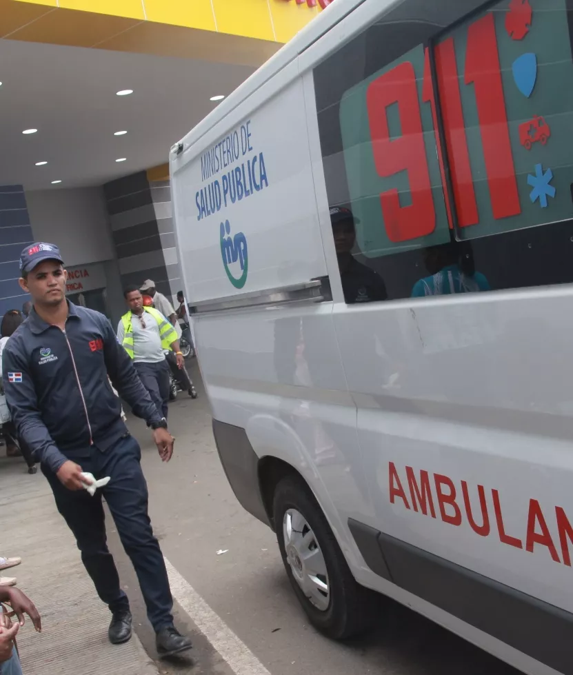 Paciente muere en ambulancia al ser rechazado por clínica