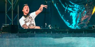 DJ Avicii se suicidó usando una botella rota, según TMZ