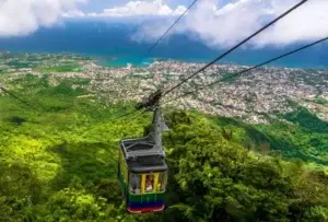 Teleférico de Puerto Plata sigue acogiendo miles de visitantes criollos y extranjeros