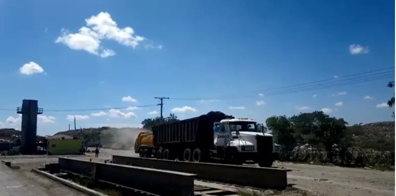 Incendio en vertedero Duquesa ha sido controlado