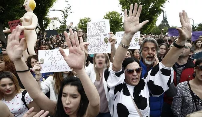 La protesta crece en España contra sentencia que exculpó a La Manada de violación