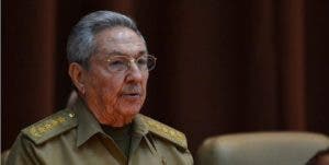 Raúl Castro preside primera reunión de comisión que reformará la Constitución