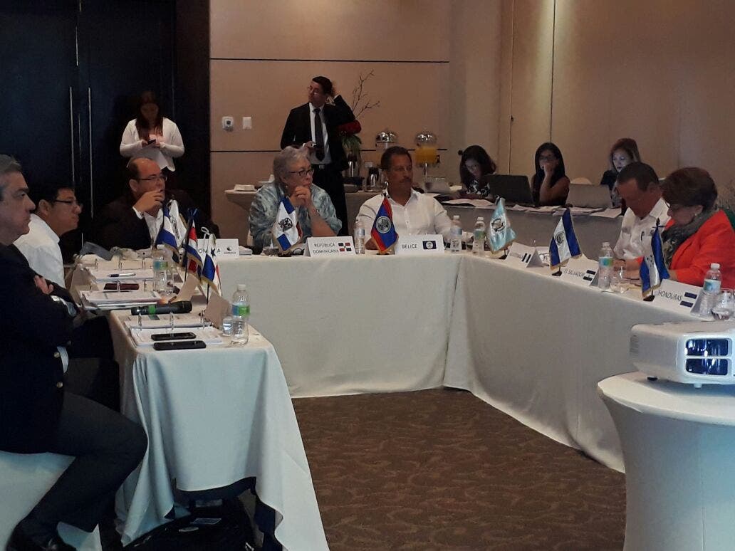 Ministra de Salud encabeza reunión de Consejo de Ministros de Salud de Centroamérica y RD