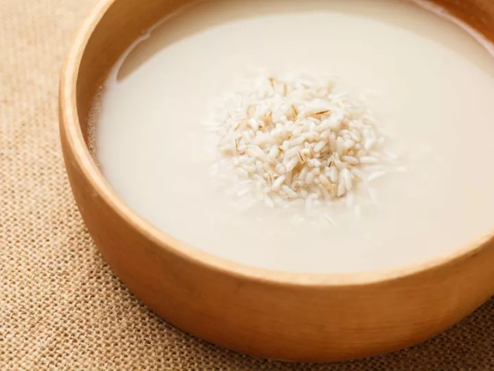 Los beneficios del agua de arroz para la piel