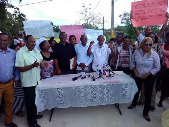 Residentes del Milloncito II y III en Sabana Perdida acusan a ANPA de pretender adueñarse de vía