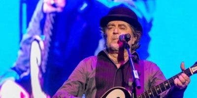 Joaquín Sabina recibe el alta hospitalaria tras problema circulatorio