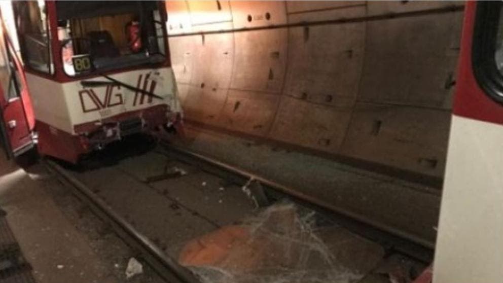 Veinte heridos en Duisburgo por una colisión de dos trenes en el metro