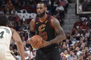 LeBron y los Cavs se asoman al abismo; Utah y Toronto avanzan de ronda