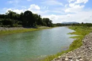 Hallan hombre ahogado en río Bajabonico de Imbert y otro muere en accidente vial