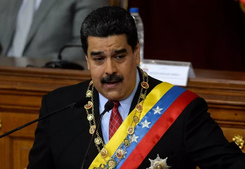 Maduro enfrenta a Santos otra vez