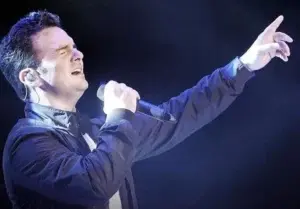 Issa Gadala, enfocado en cantar a Dios