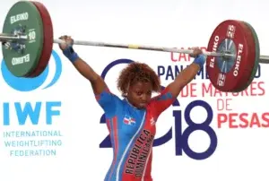 Pirón gana dos oro en Panam de pesas