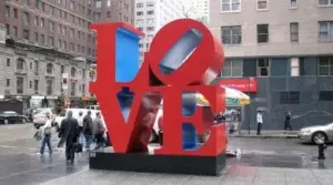 Muere a los 89 años Robert Indiana, creador de las populares esculturas LOVE