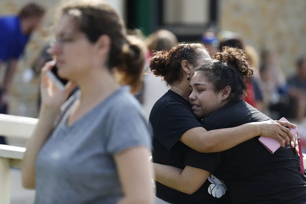 Tiroteo en escuela de Texas deja varias personas heridas