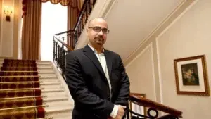 El dominicano Junot Díaz, presidente del Pulitzer, renuncia tras ser acusado de agresión sexual