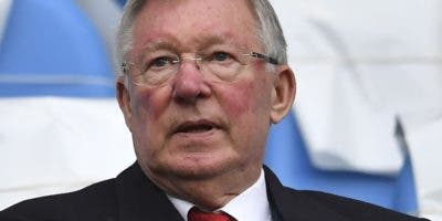 Alex Ferguson es operado de emergencia por derrame cerebral