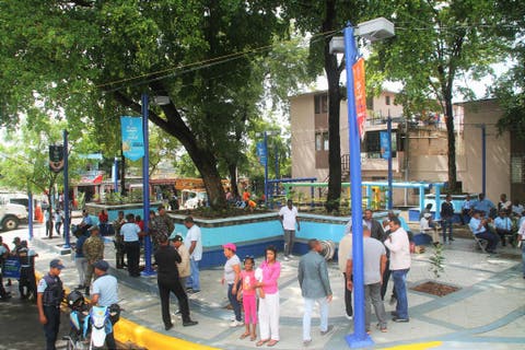 David Collado entrega parque remozado en sector Guachupita
