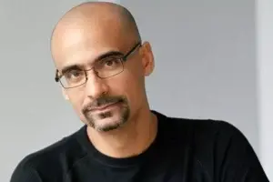 Junot Díaz deja la feria literaria de Sídney tras ser acusado de acoso sexual