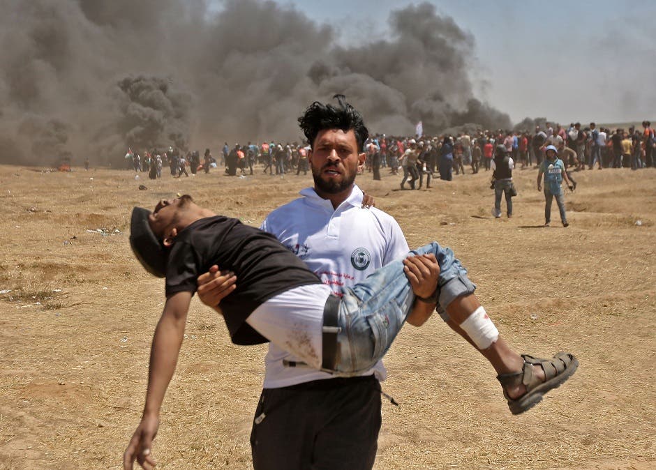 Ejército de Israel mata al menos 52 palestinos y hiere a otros 1,960 en la frontera de Gaza