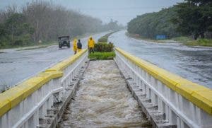 Mueren dos periodistas en Estados Unidos a causa de la tormenta Alberto