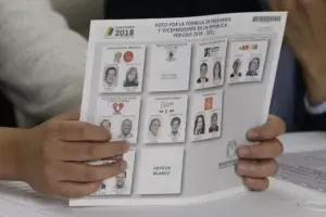 Tras cierre de urnas, Colombia espera resultados de elección