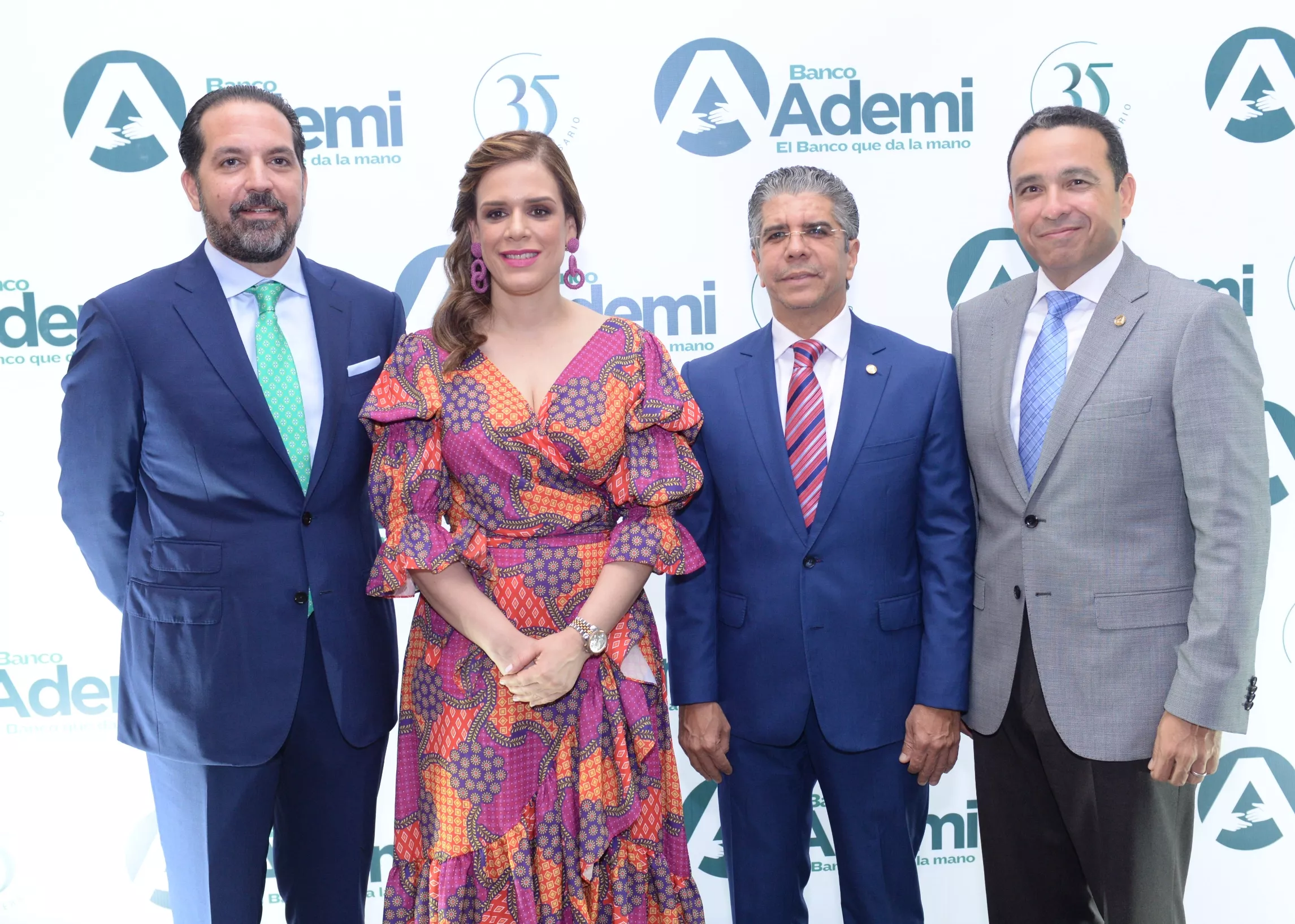 El Banco Ademi celebra sus 35 años de su fundación en El Embajador