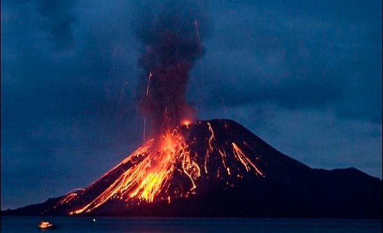 El volcán Kilauea de Hawái vuelve a registrar una erupción explosiva
