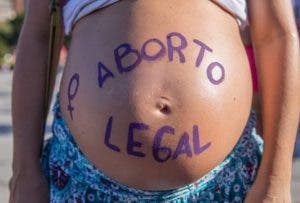 Gobernadora de Nueva York, “horrorizada” ante eventual prohibición del aborto