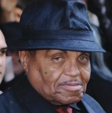 Joe Jackson, padre de Michael Jackson,  murió ayer de cáncer