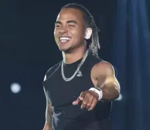 Ozuna, puso a  ‘temblar’ el Palacio de  Deportes con histórico show