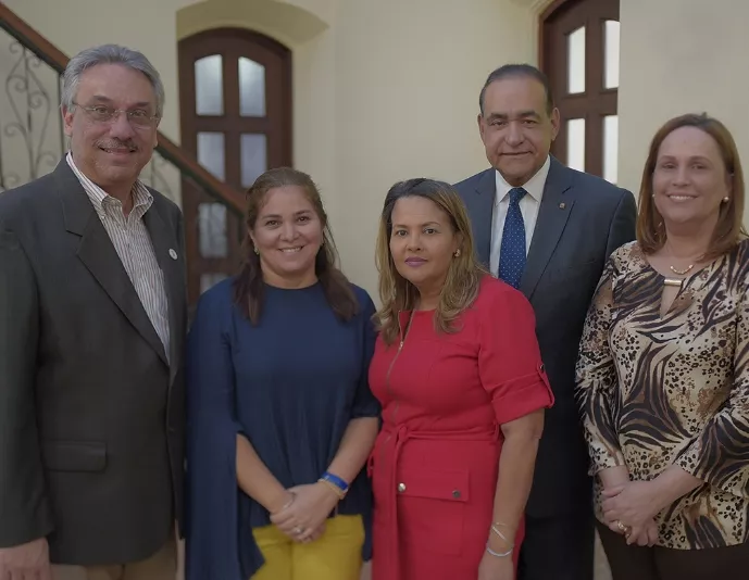 28_sociales_18_6p01 28_sociales_18_6p01