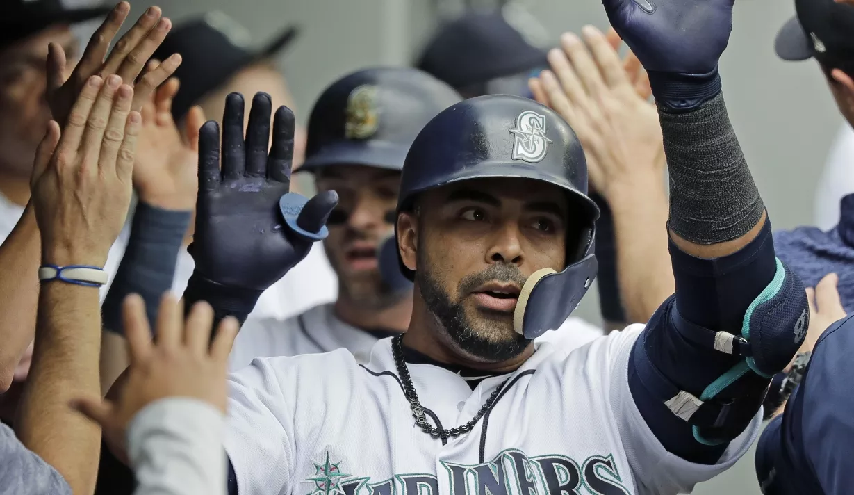 Nelson Cruz conecta el jonrón 16; Jean Segura, batea tres hits