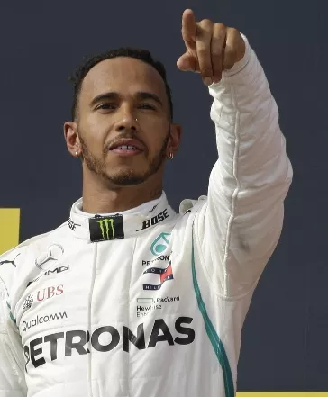 Inglés Lewis Hamilton tras mantener el liderazgo de la F1 en carrera de Austria