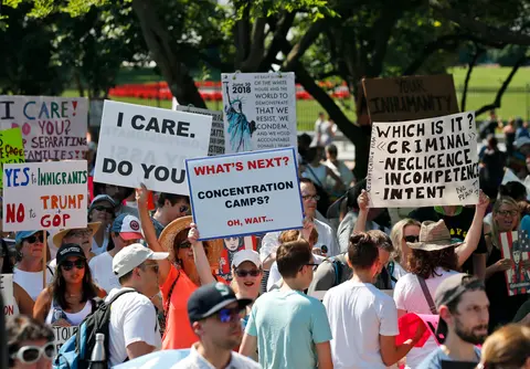 Miles de personas exigen en Washington reunir a las familias de inmigrantes